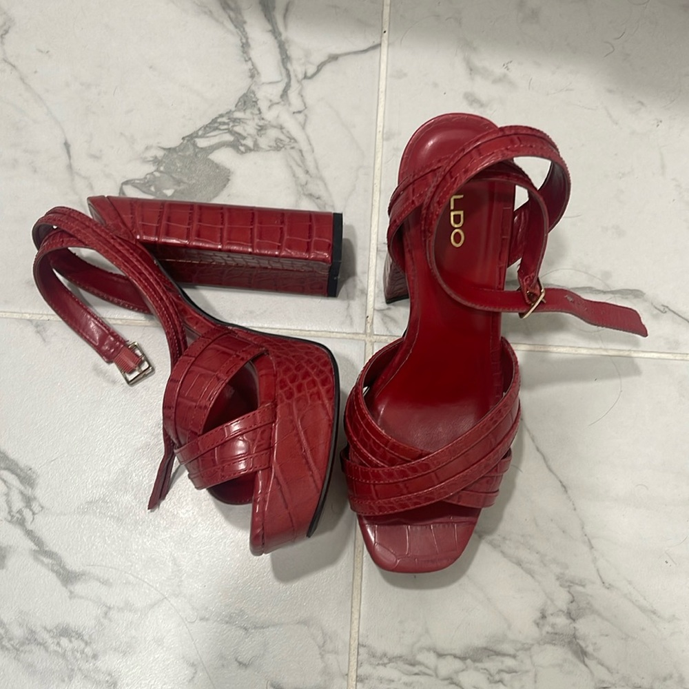 Red platform heels New no box